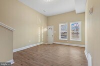 2124 E Hoffman St photo'