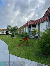 22775 SW 66th Ave in Boca Raton, FL - Building Photo - Building Photo