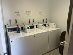 3761 Boundary St in San Diego, CA - Foto de edificio - Building Photo