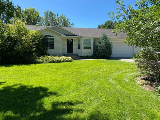 property at 3830 E 22 N