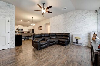 11652 SW 12th St in Yukon, OK - Building Photo - Building Photo