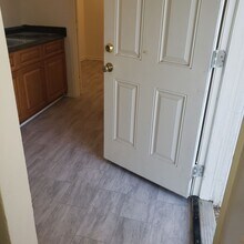 7565 Lincoln Ave-Unit -7569 in Riverside, CA - Building Photo - Building Photo