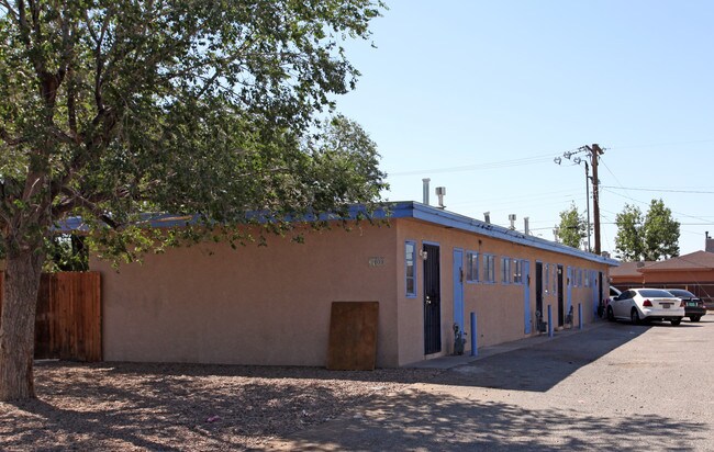 3400 Crest Ave SE in Albuquerque, NM - Building Photo - Building Photo