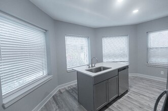 1207 E Armour Blvd in Kansas City, MO - Building Photo - Building Photo