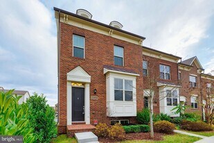 22559 Clarksburg Rd in Clarksburg, MD - Building Photo
