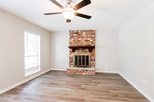 3215 Birch Creek Dr in Humble, TX - Building Photo - Building Photo