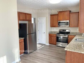 110 Parkway Dr in Fairburn, GA - Building Photo - Building Photo