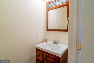 2236 Christian St in Philadelphia, PA - Building Photo - Building Photo