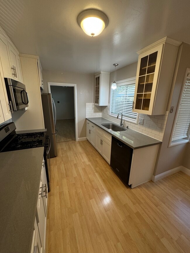 1927 5th Ave, Unit 1927 5th Ave in San Rafael, CA - Building Photo - Building Photo