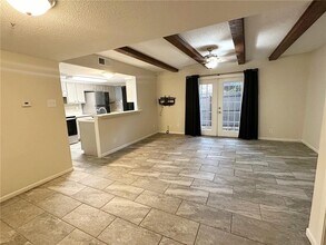 4017 Cottage Hill Rd in Mobile, AL - Building Photo - Building Photo