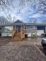 56 Olive Crescent in Orillia, ON - Building Photo