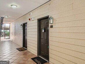 3777 Peachtree Rd NE in Atlanta, GA - Building Photo - Building Photo