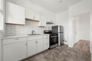 1450 Hauser Blvd, Unit 1450.50 in Los Angeles, CA - Building Photo