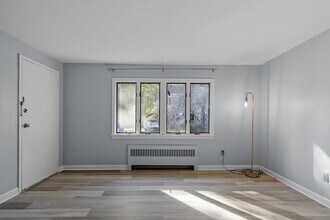 31 Marion Rd in Bedford, MA - Building Photo - Building Photo