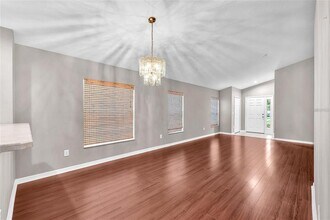 5903 Wrenwater Dr in Fish Hawk, FL - Building Photo - Building Photo