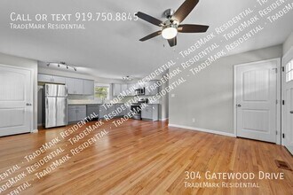 304 Gatewood Dr in Garner, NC - Building Photo - Building Photo