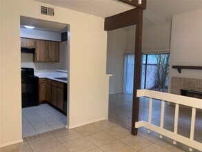 3034 Windchase Blvd in Houston, TX - Building Photo - Building Photo