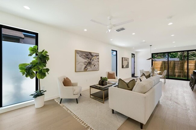property at 2705 Francisco St