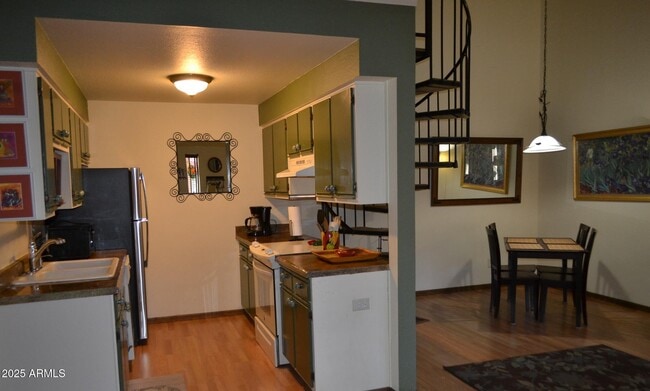 1440 N Idaho Rd in Apache Junction, AZ - Building Photo - Building Photo