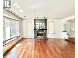 883 W 52nd Ave in Vancouver, BC - Building Photo