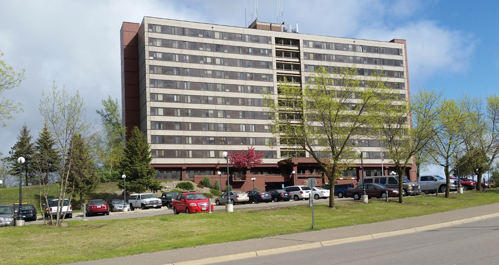 North Star Apartments in Brainerd, MN - Building Photo