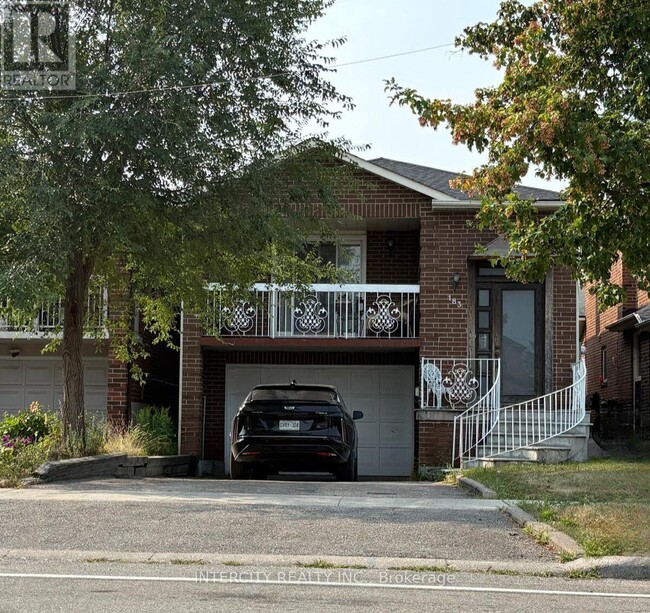 183 Misty Meadow Dr in Vaughan, ON - Building Photo - Building Photo
