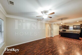 601 Enclave Ln in Calera, AL - Foto de edificio - Building Photo