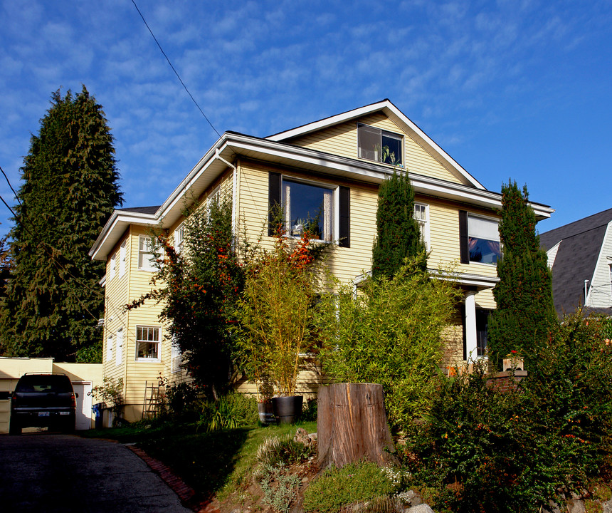 118 Boston St in Seattle, WA - Foto de edificio