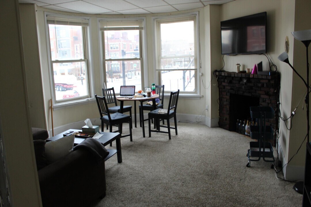 87 Beacon St, Unit 22 in Boston, MA - Building Photo