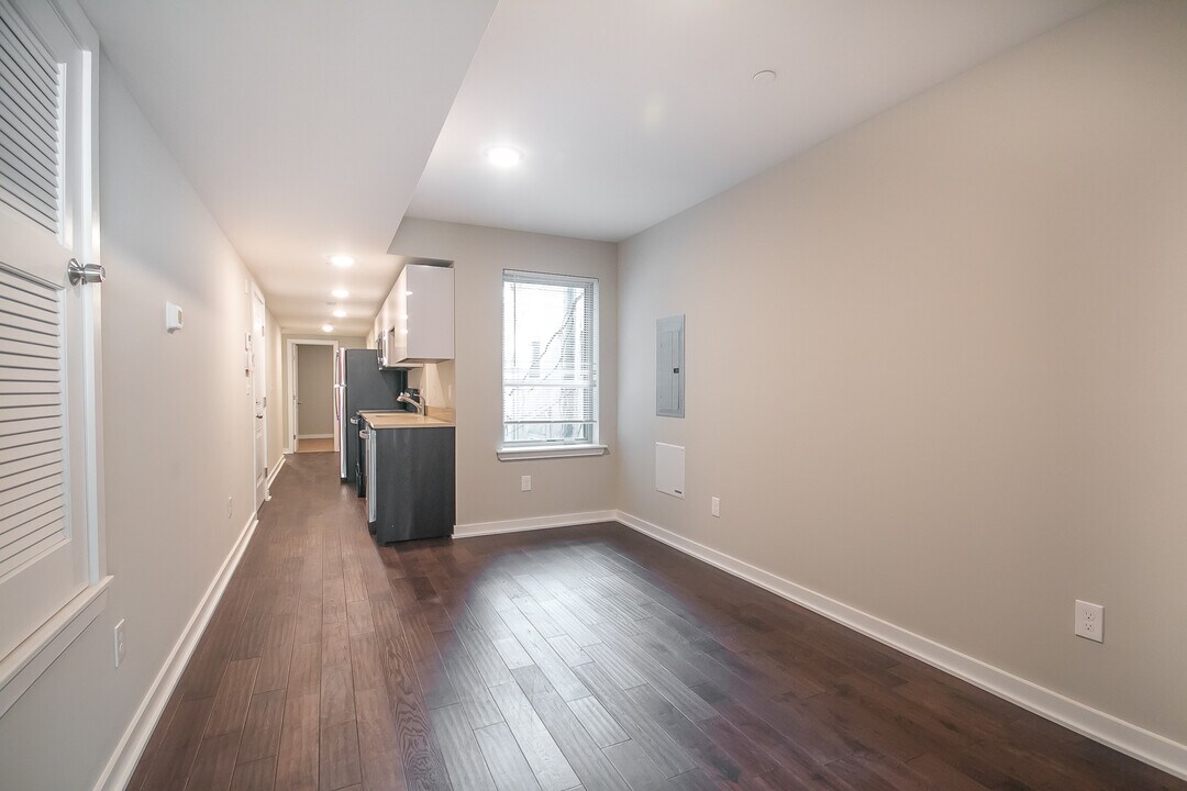 1830 N Bouvier St in Philadelphia, PA - Building Photo