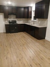 729 Oak Landing Cir in Kemp, TX - Building Photo - Building Photo