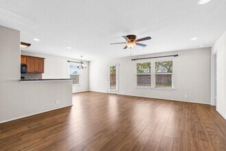 315 Lidell St in Hutto, TX - Building Photo - Building Photo