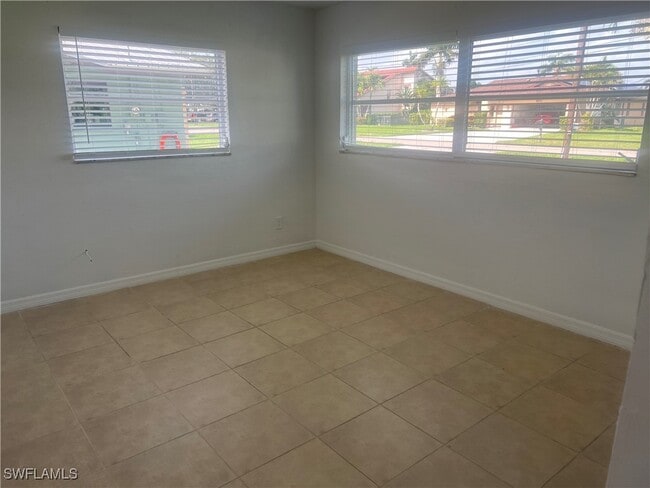 property at 2203 Santiago Ave