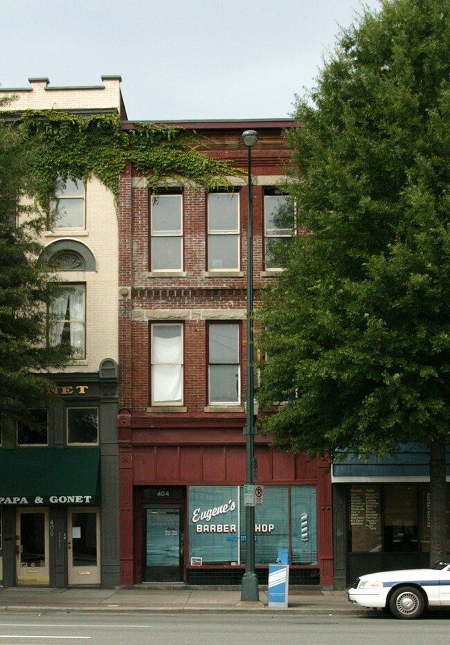 404 W Broad St in Richmond, VA - Building Photo - Building Photo