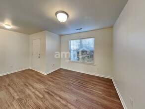 4437 Esmeralda Dr in Charlotte, NC - Building Photo - Building Photo