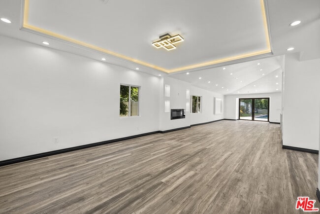 4825 San Feliciano Dr in Los Angeles, CA - Building Photo - Building Photo