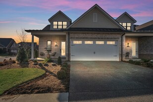1024 Club View Dr, Unit A101 in Gallatin, TN - Building Photo