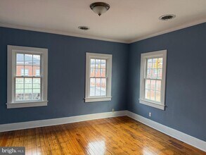 3 S Church St in Berryville, VA - Foto de edificio - Building Photo