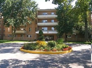 Gardenview Terrace in Toronto, ON - Building Photo - Building Photo