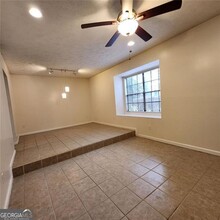 6926 Timbers E Dr in Lithonia, GA - Building Photo - Building Photo