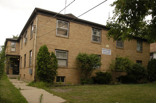 1219 8th St Apartments