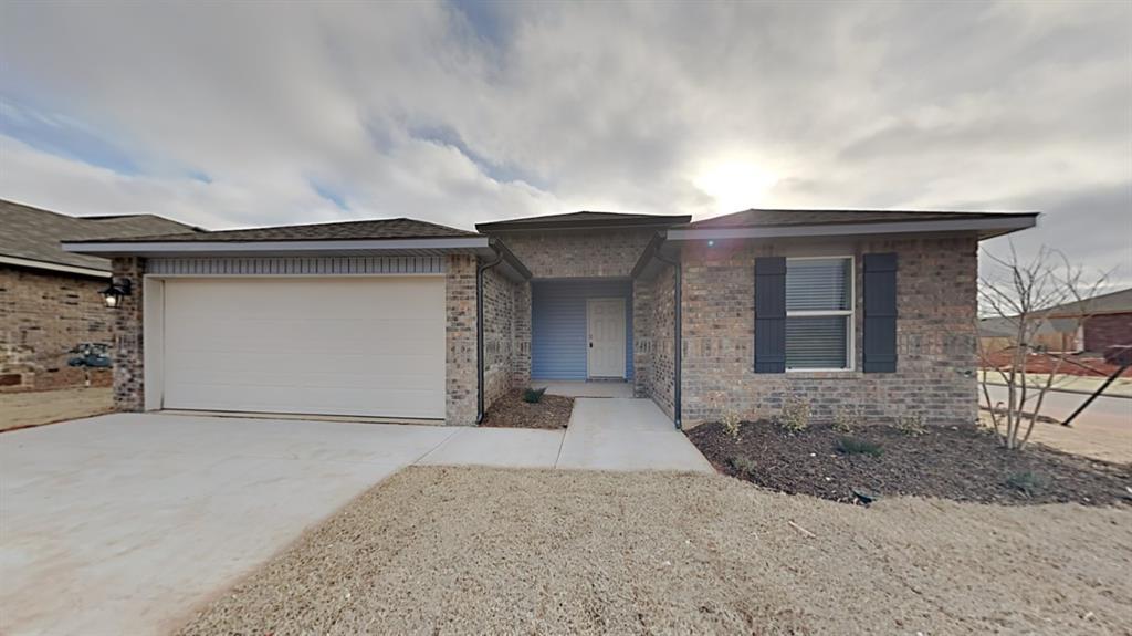 14200 Little Brk Dr in Piedmont, OK - Building Photo