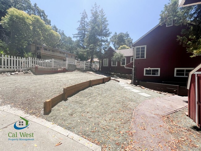 21305 Bertram Rd in San Jose, CA - Building Photo - Building Photo