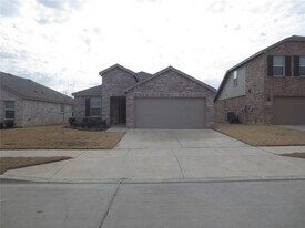 4633 Benham Dr in Crowley, TX - Building Photo