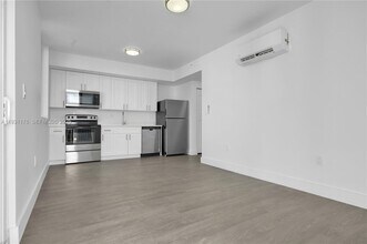 1620 NW 18th St in Miami, FL - Building Photo - Building Photo