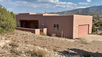 145 Windmill Trail in Placitas, NM - Building Photo