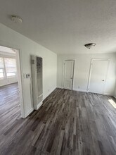 420 Water St in Center Point, IA - Building Photo - Building Photo