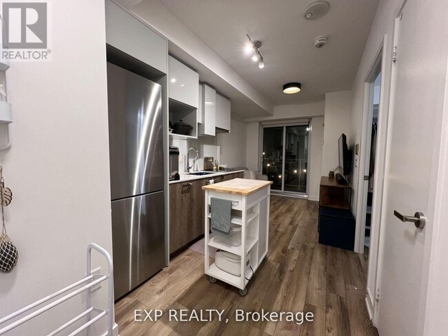 property at 195-3195 Redpath Ave