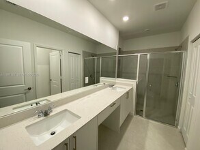 2310 SE 28th Dr in Homestead, FL - Building Photo - Building Photo