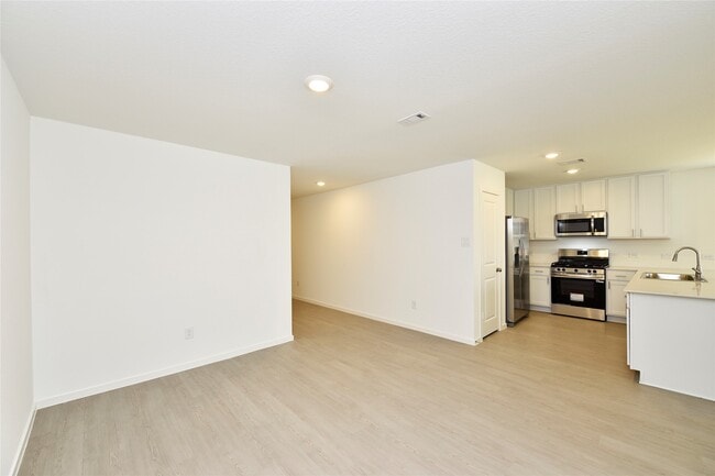 property at 10218 Prairie Dunes Ln